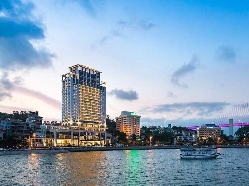 Wyndham Legend Halong hotel is a world-class accommodation choice for your Ha Long travel trip